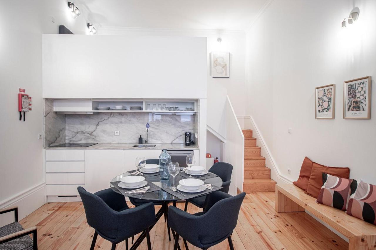 Wonderful Downtown Studio By Lovelystay OOporto Exteriör bild