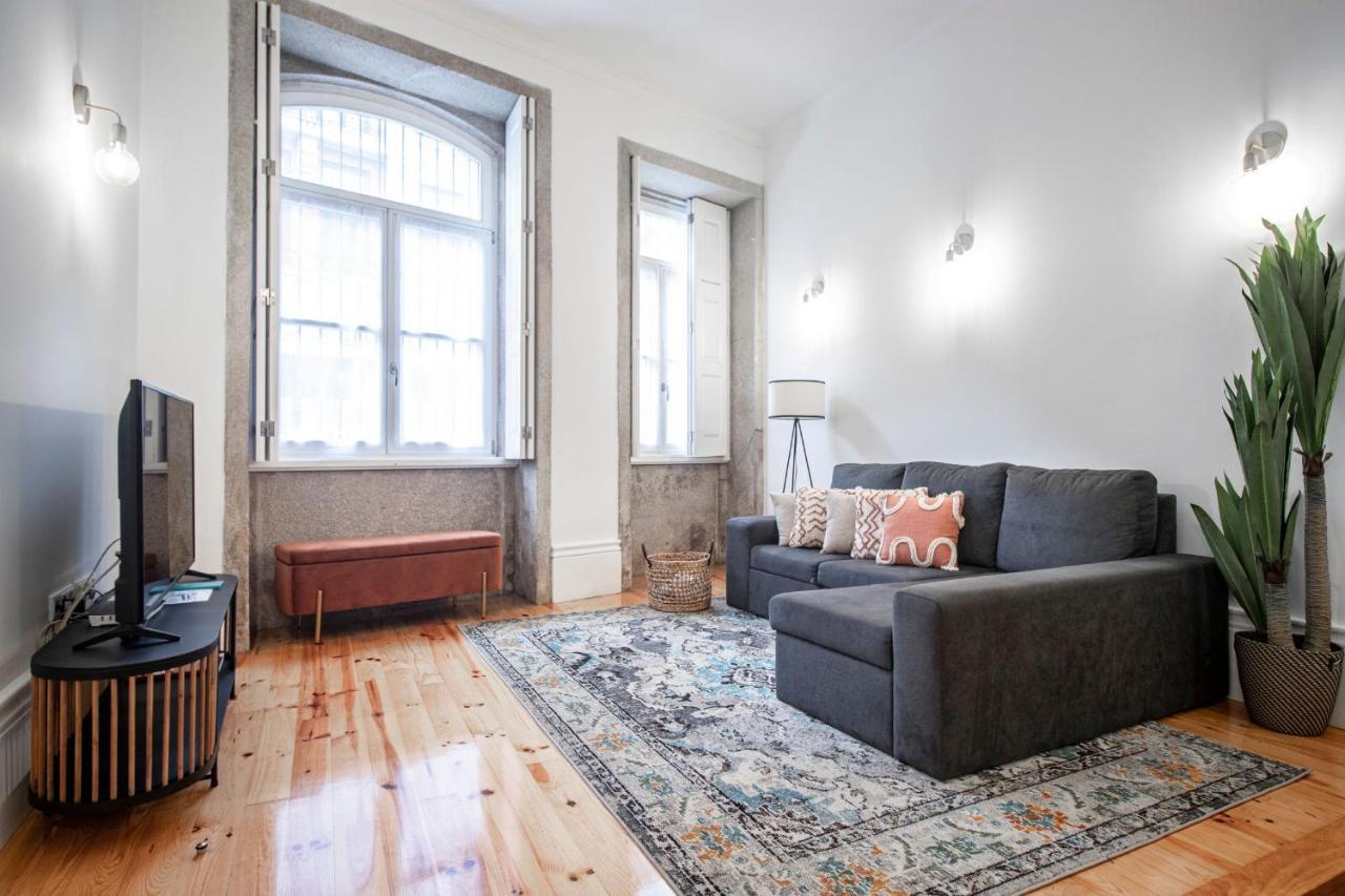 Wonderful Downtown Studio By Lovelystay OOporto Exteriör bild
