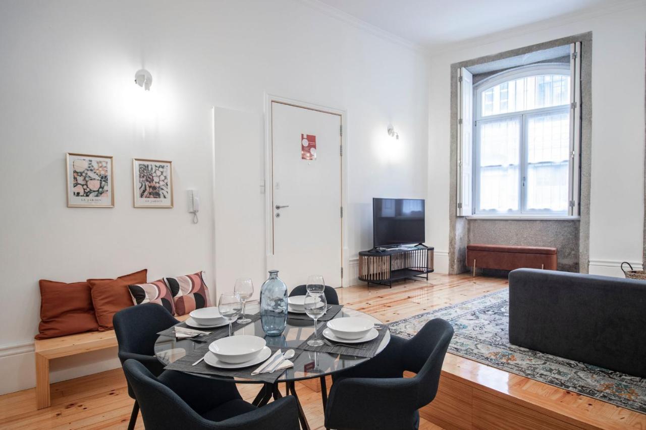 Wonderful Downtown Studio By Lovelystay OOporto Exteriör bild